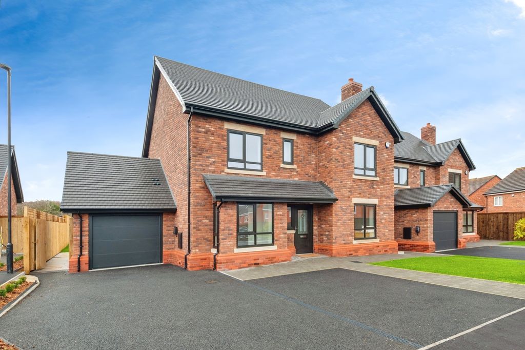 Property photo 2 of 27 Pbox-Img.Jpg