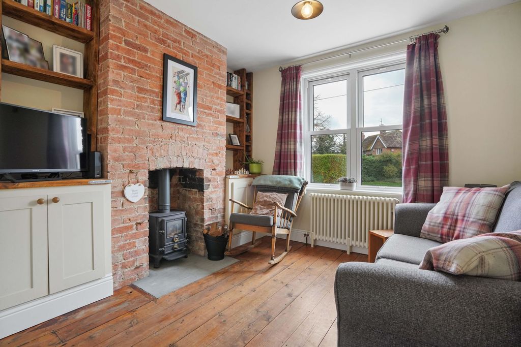 Property photo 2 of 13