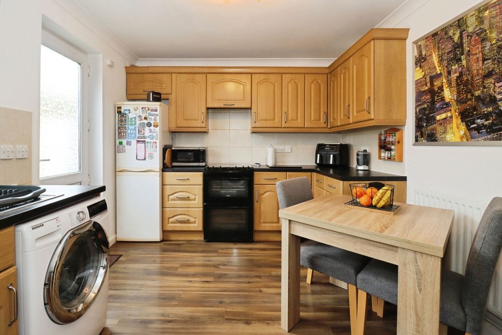 Property photo 2 of 19 Pbox-Img.Jpg