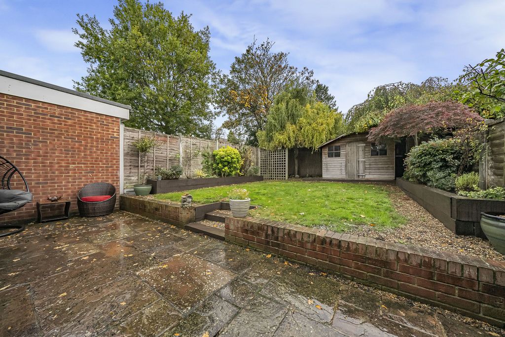 Property photo 2 of 16