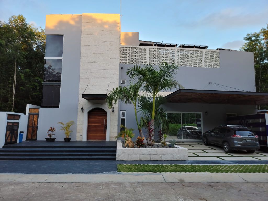 Property photo 1 of 34