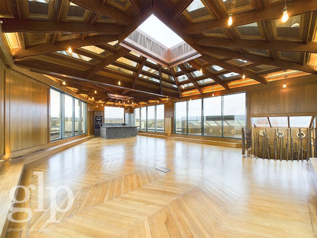 Property photo 1 of 31 3834421