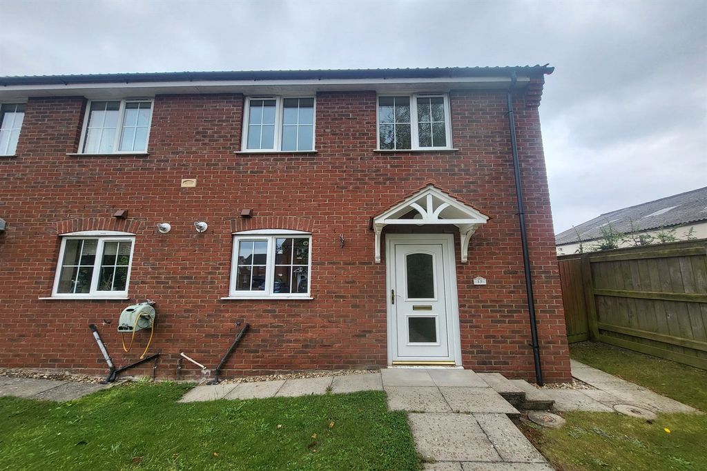 Property photo 1 of 7 (Main)