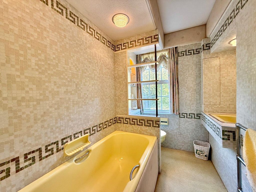 Additional image 10 of 5 bed detached house for saleUpper Carlisle Road, Meads, Eastbourne BN20