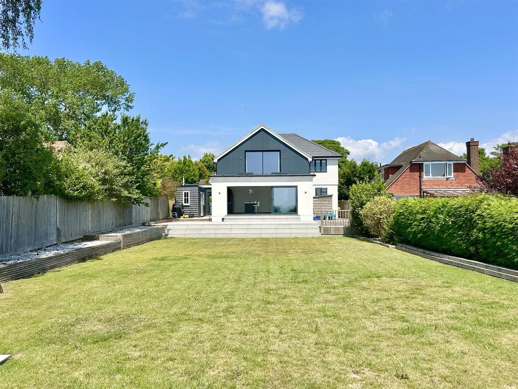 Property photo 1 of 26