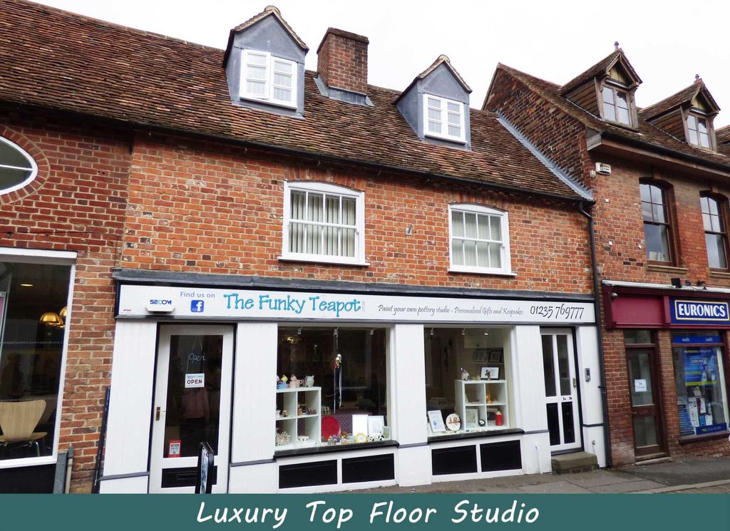 Property photo 2 of 6