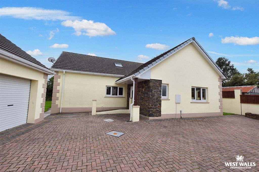 Property photo 1 of 25 25 (25).Jpg