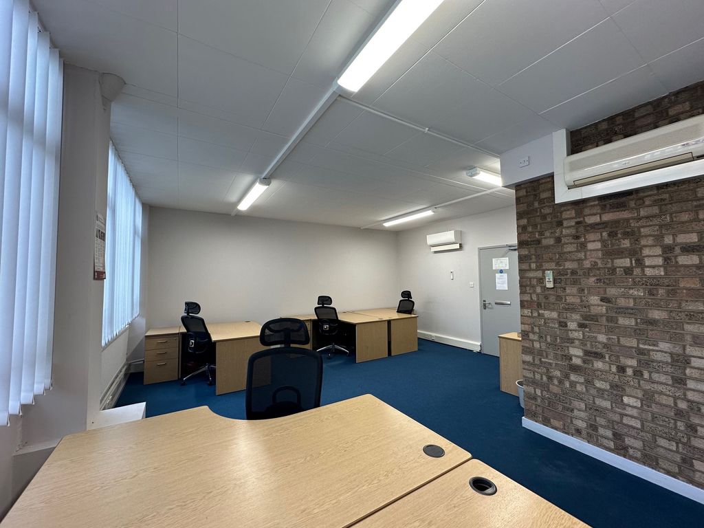 Property photo 3 of 3