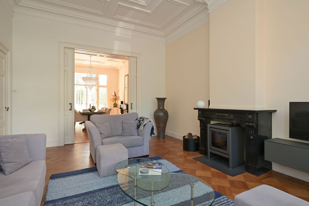 Property photo 2 of 49