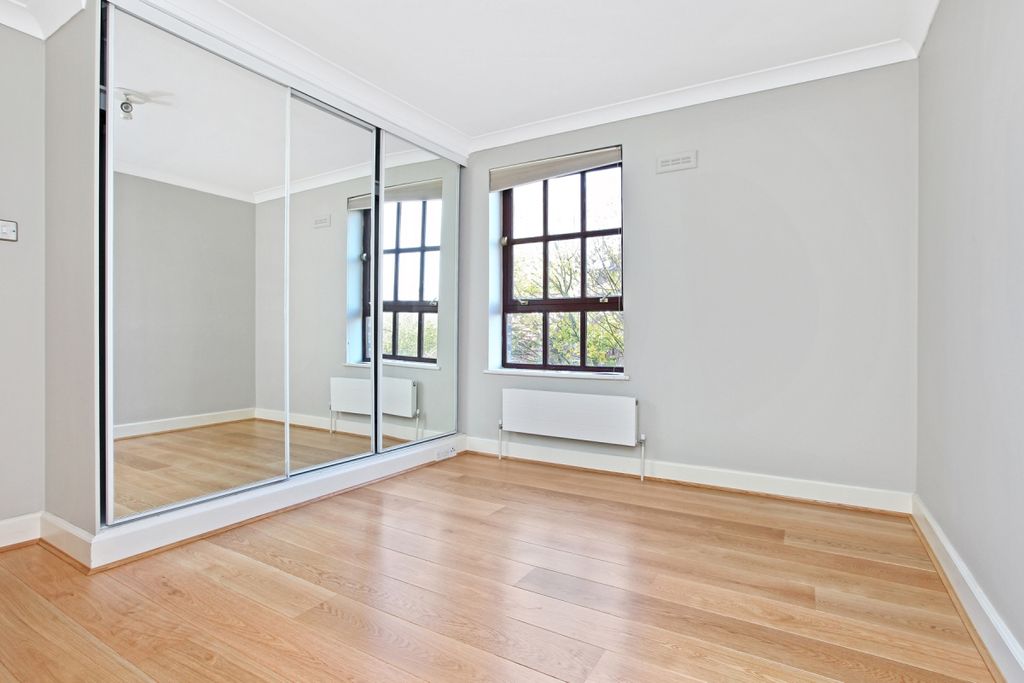 Property photo 3 of 5