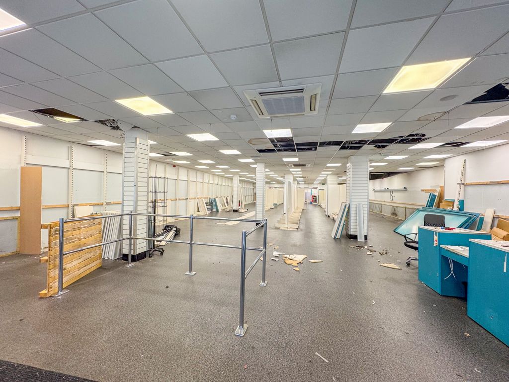 Property photo 2 of 14 Photo 13