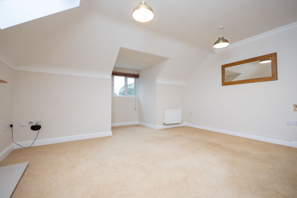 Additional image 6 of 3 bed flat to rentDe Mauley Court, 3 De Mauley Road, Canford Cliffs BH13