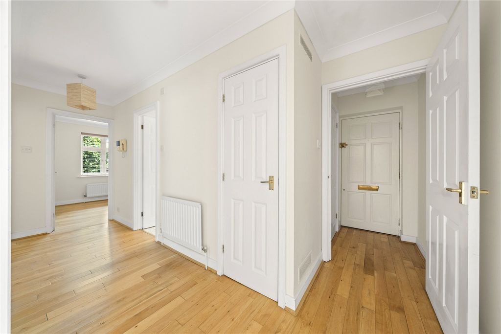 Property photo 2 of 13 Picture No. 08