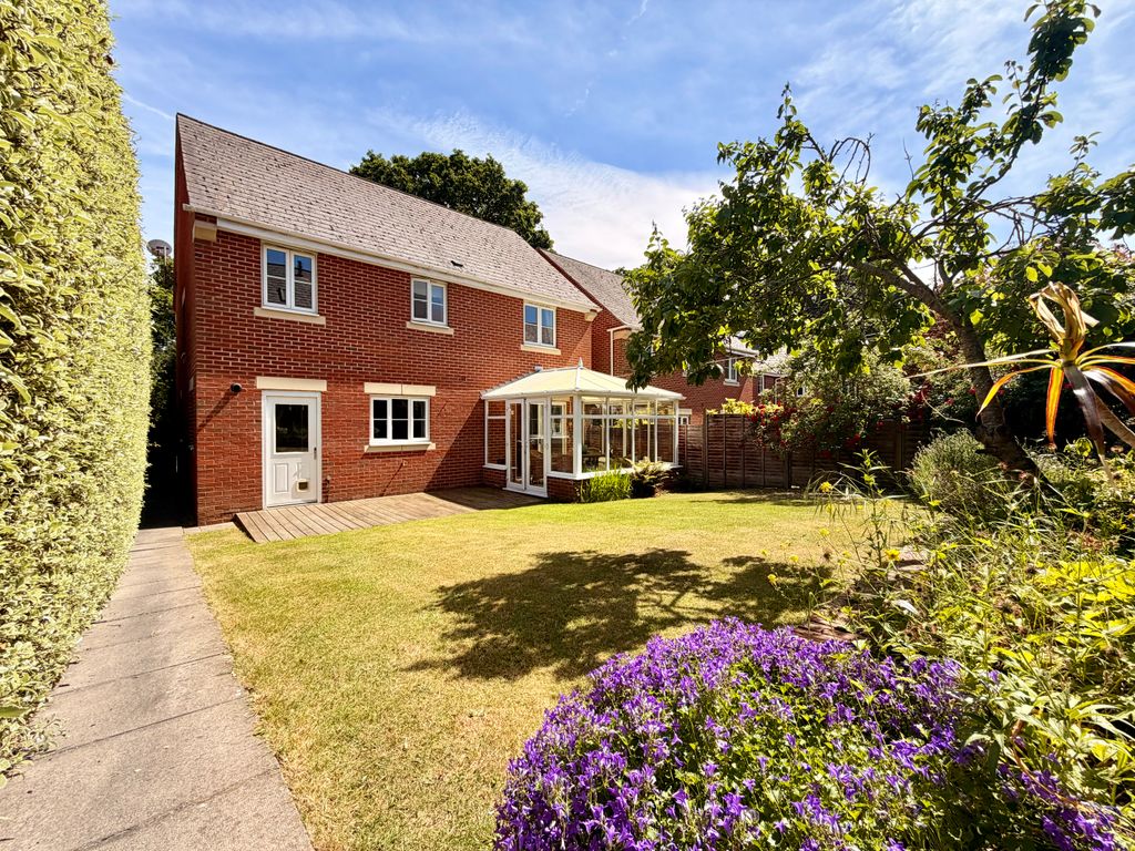 Property photo 2 of 18