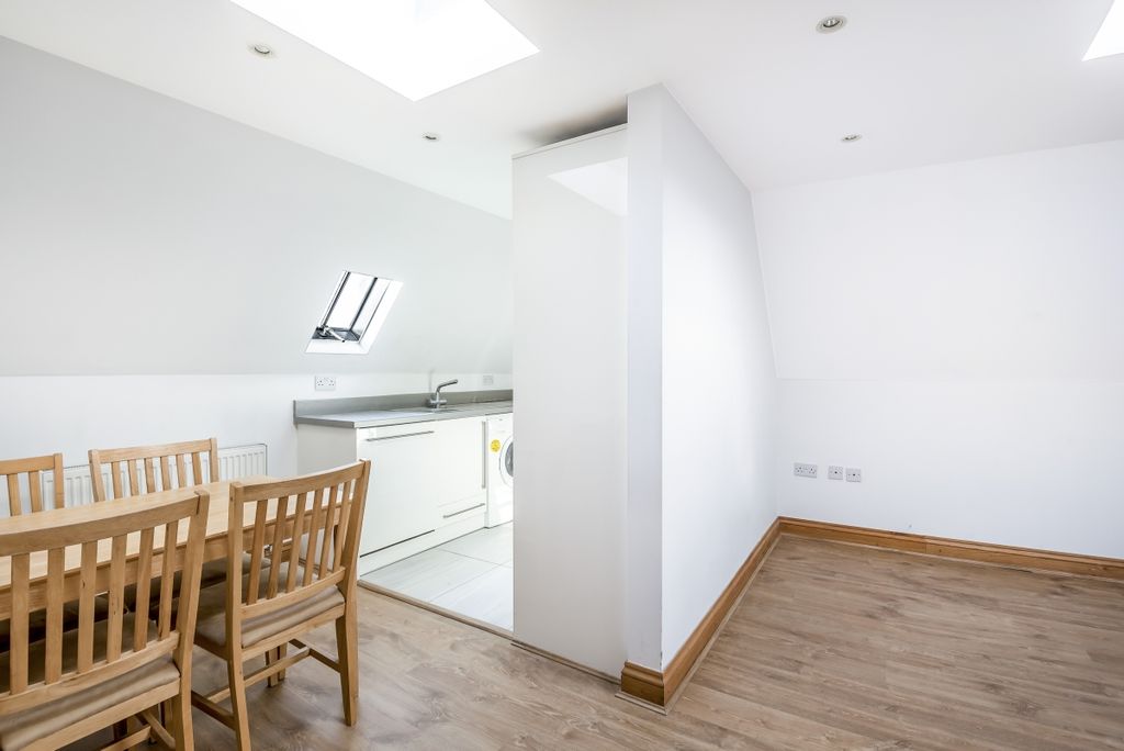 Property photo 3 of 7 448037 (3)