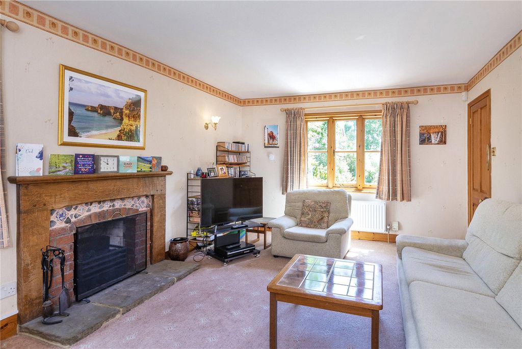 Property photo 3 of 23 Picture No. 05