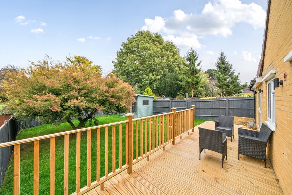 Property photo 2 of 18 Balcony