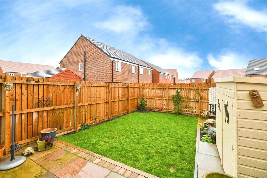 Property photo 3 of 17 Picture No. 14