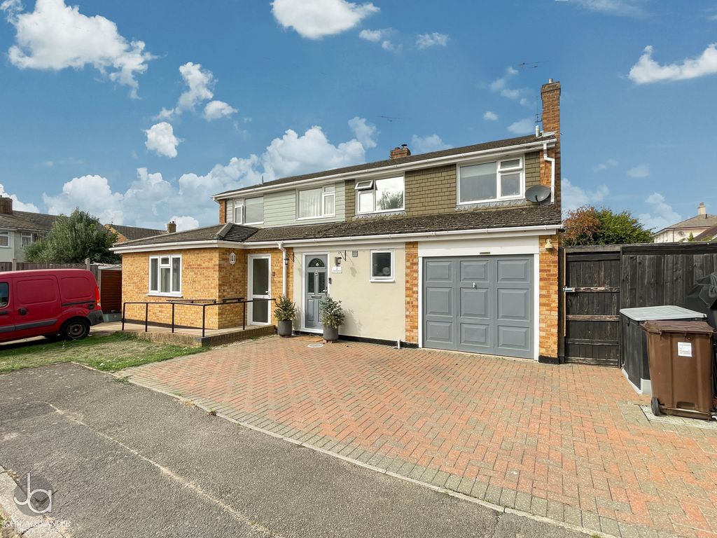 Property photo 1 of 25
