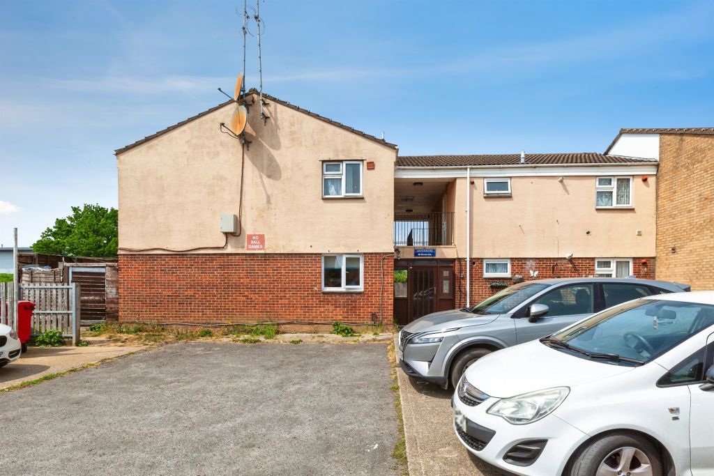 Property photo 1 of 12