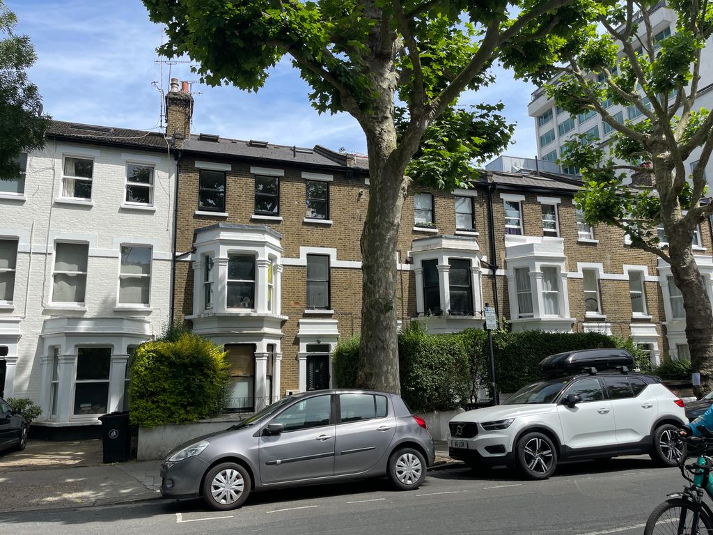 Property photo 1 of 10