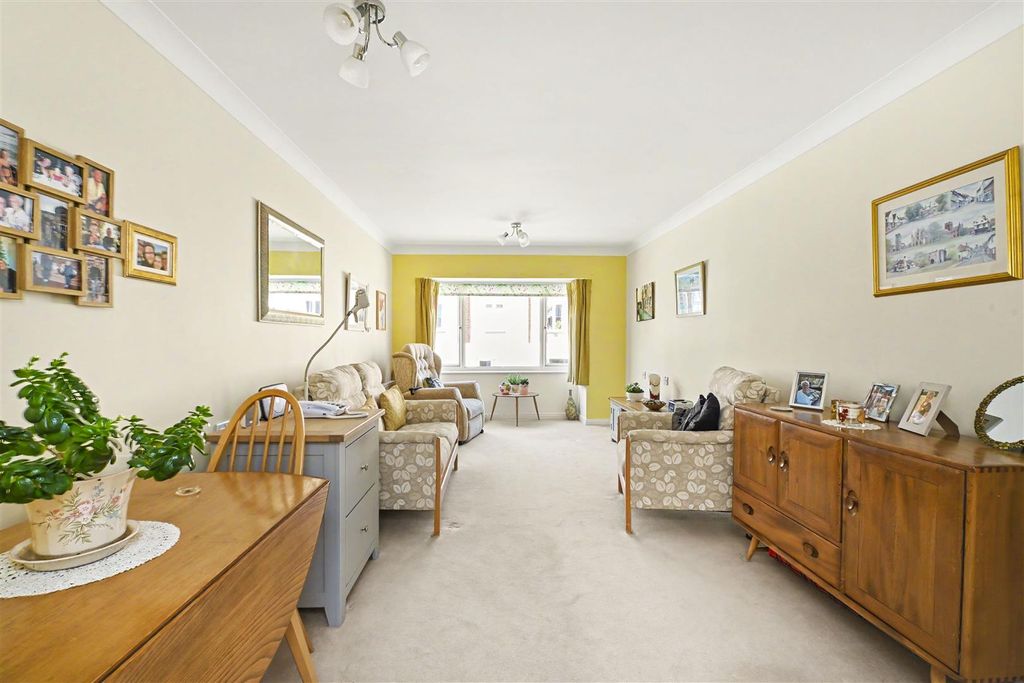 Property photo 3 of 13 13-Davis-Court-02.Jpg