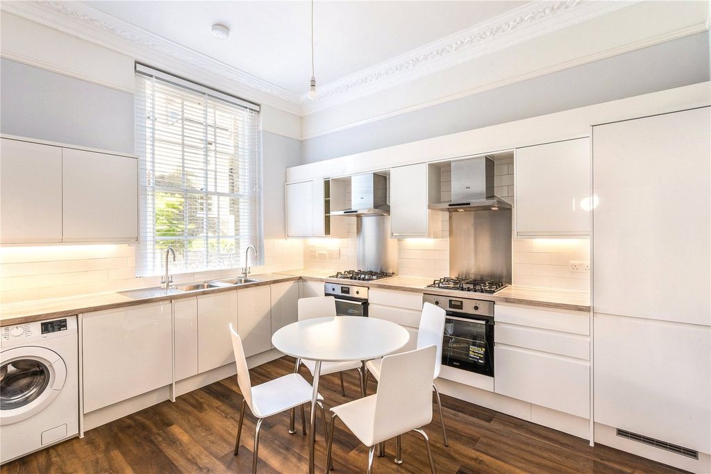 Property photo 3 of 8 Picture No. 03