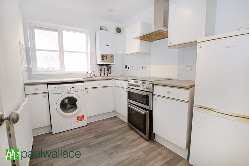 Property photo 3 of 5 Kitchen