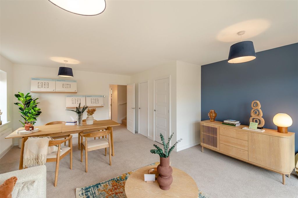 Property photo 3 of 13 Living Area.Jpg