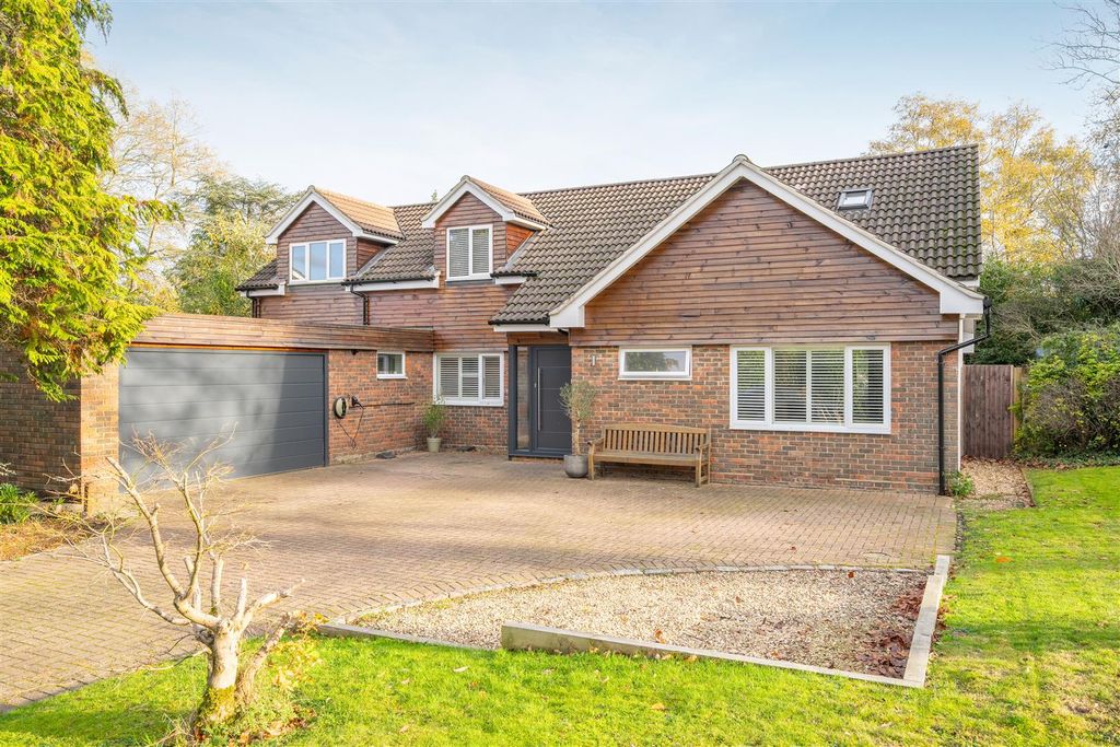 Property photo 1 of 14