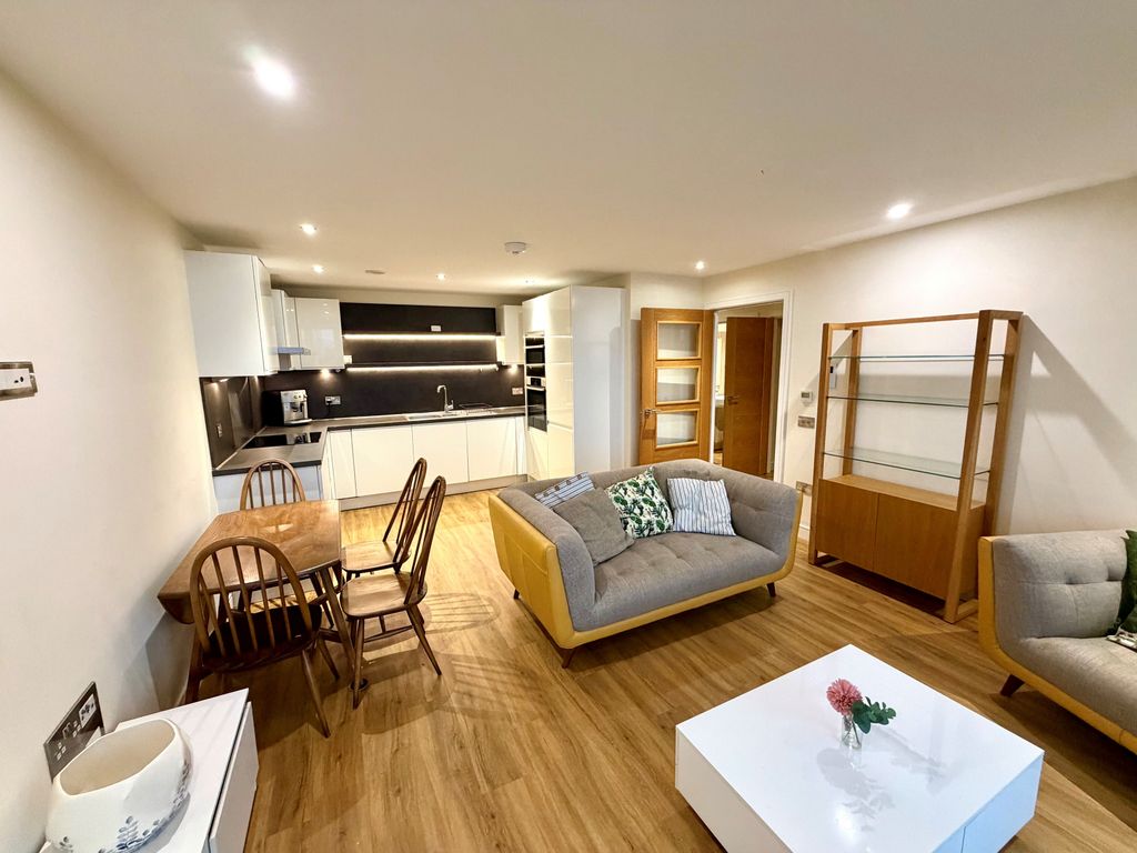 Property photo 3 of 14