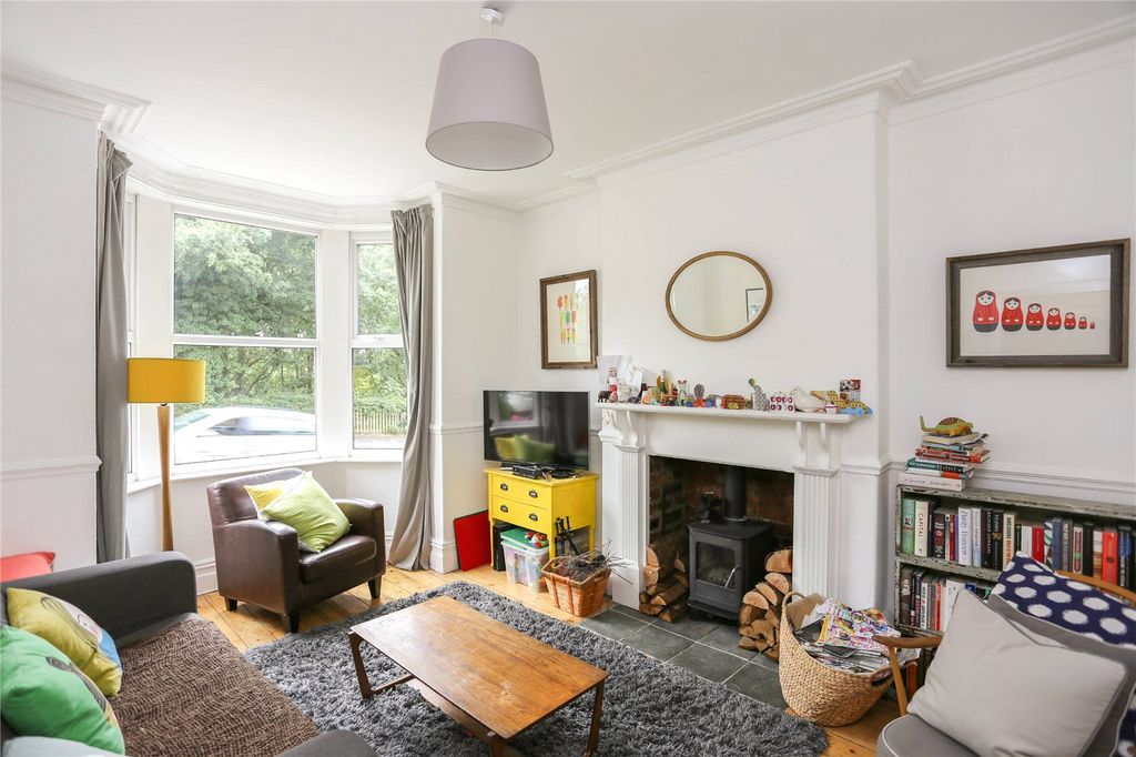 Property photo 2 of 8 Picture 2