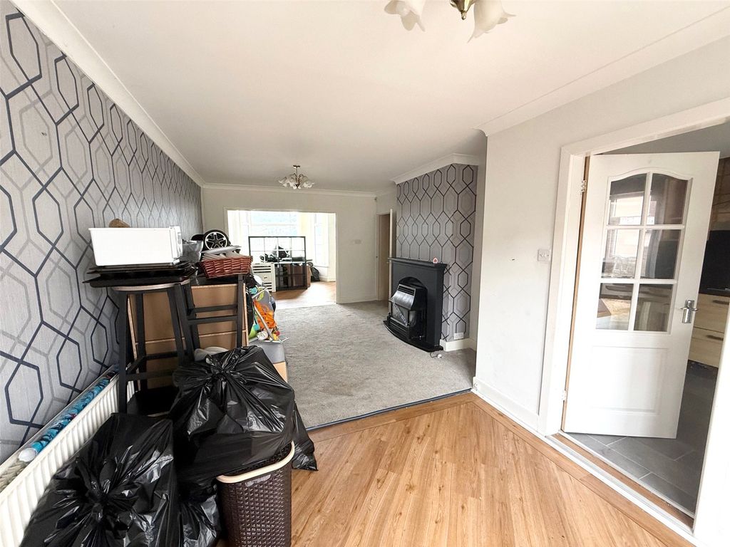 Property photo 3 of 8 Picture No. 04