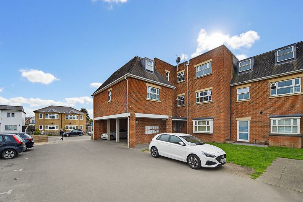 Property photo 2 of 11 725333