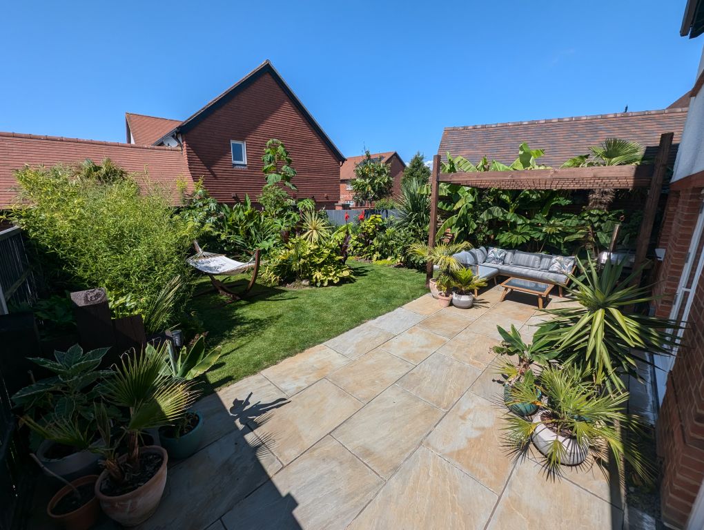 Property photo 2 of 17