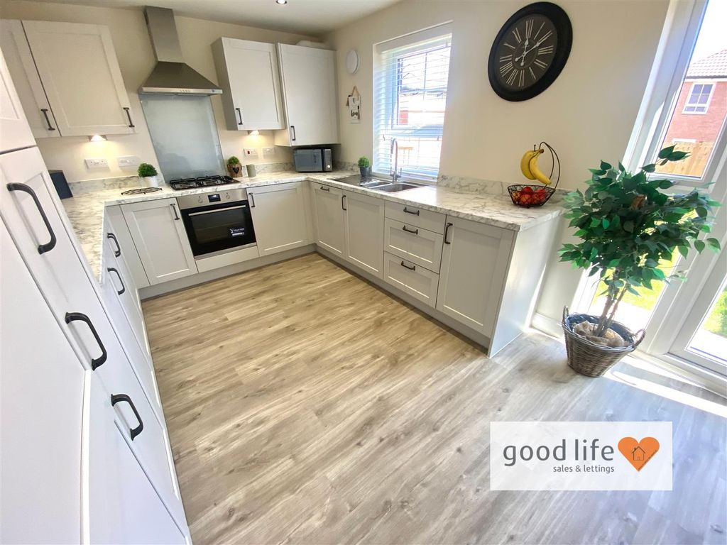 Property photo 3 of 21 20260424_120905237_Ios12Ormskirk.Jpg