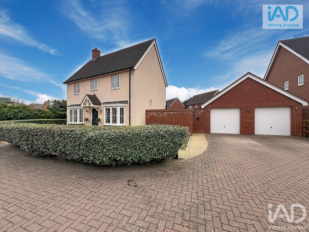 Property photo 1 of 36