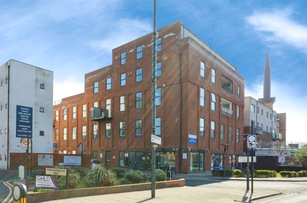 Property photo 1 of 17