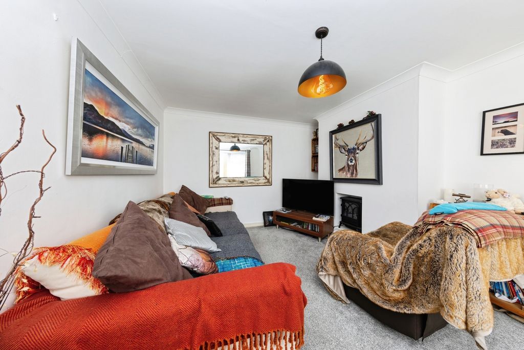 Property photo 2 of 17 Pbox-Img.Jpg