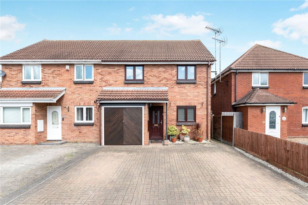 Property photo 1 of 18 Picture No. 14