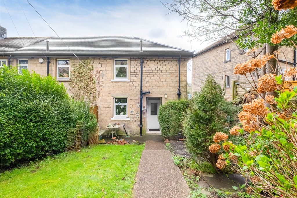 Property photo 3 of 20 Outside Rear