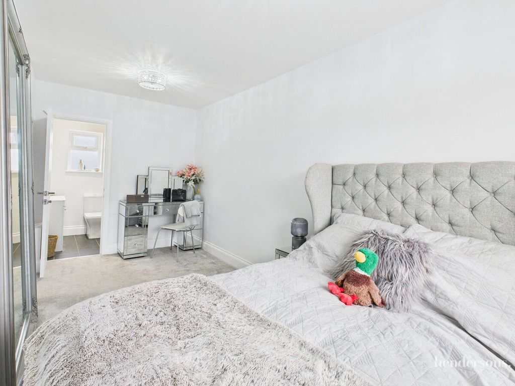 Property photo 1 of 30