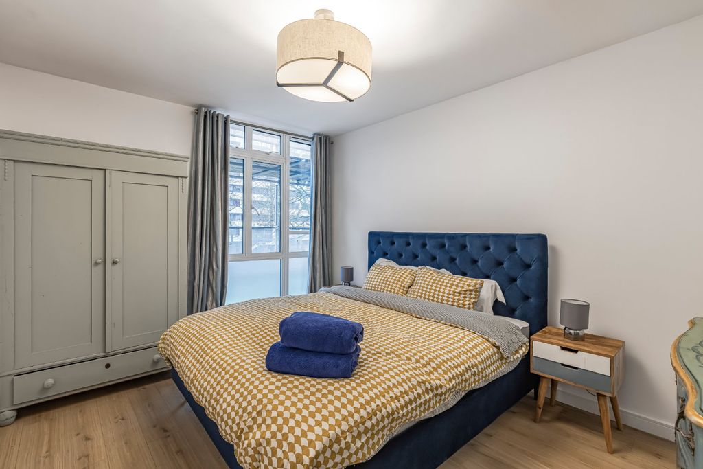 Property photo 3 of 9 Picture No. 09