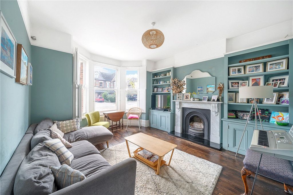 Property photo 3 of 17 Picture No. 02