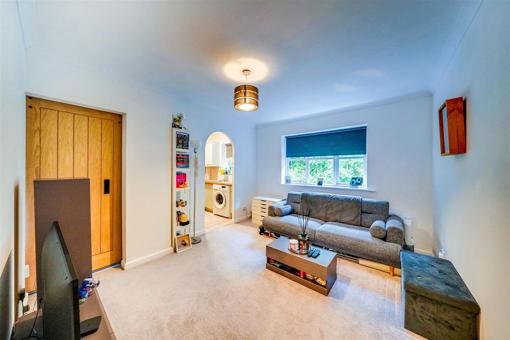 Property photo 3 of 17 7R302467Edited.Jpg