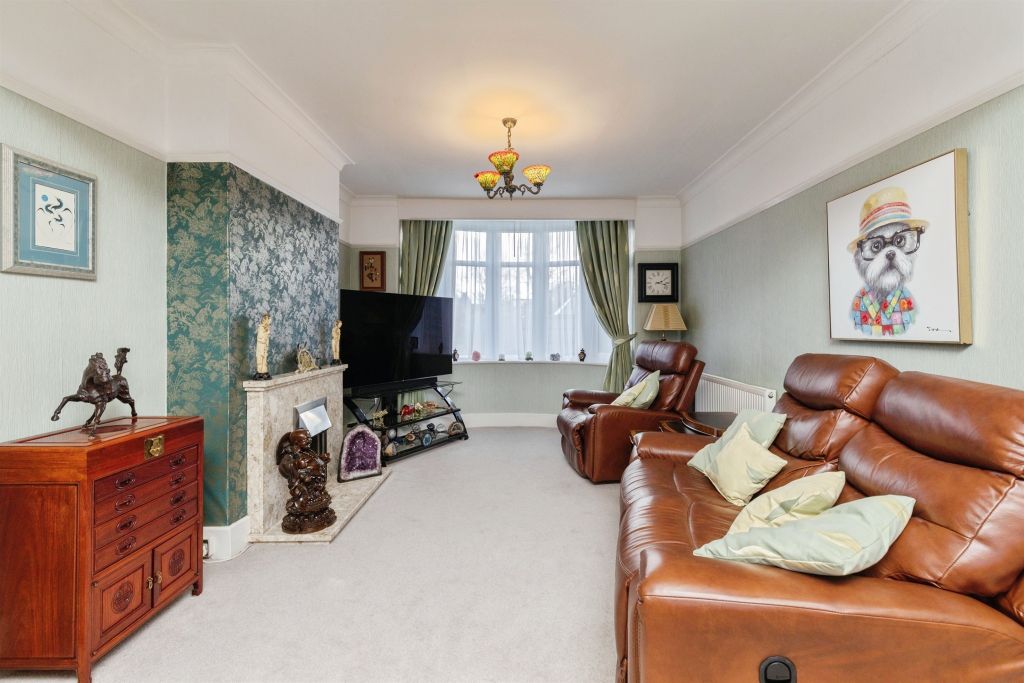 Property photo 2 of 30