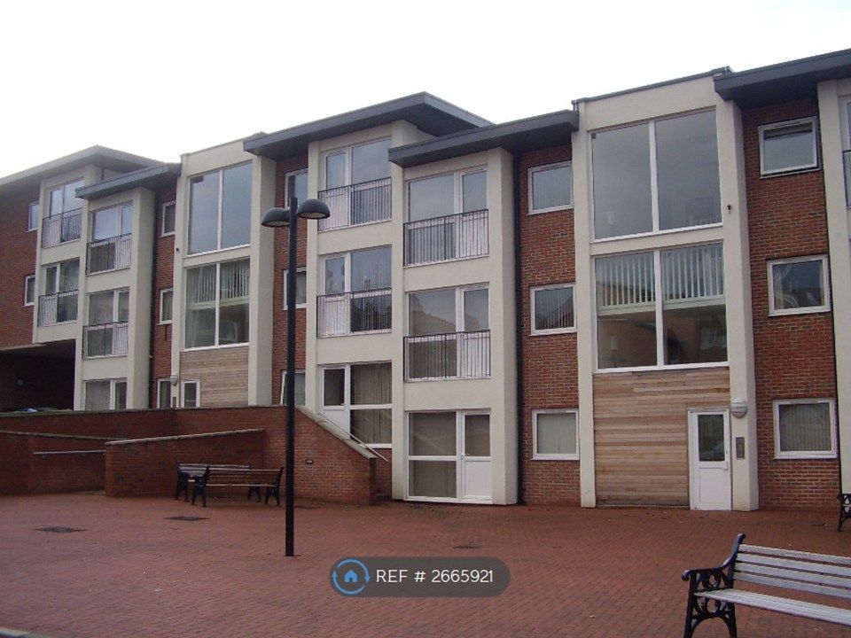 Property photo 3 of 18 City View