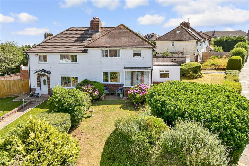 Property photo 3 of 12 External (Web)