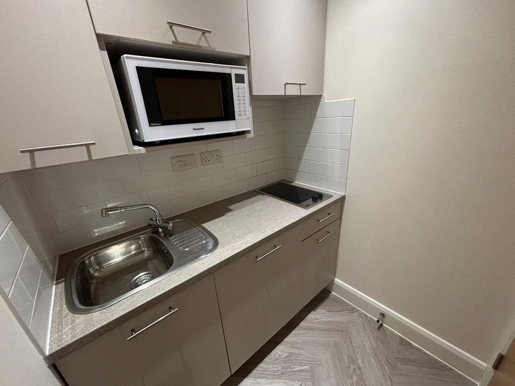 Property photo 3 of 3