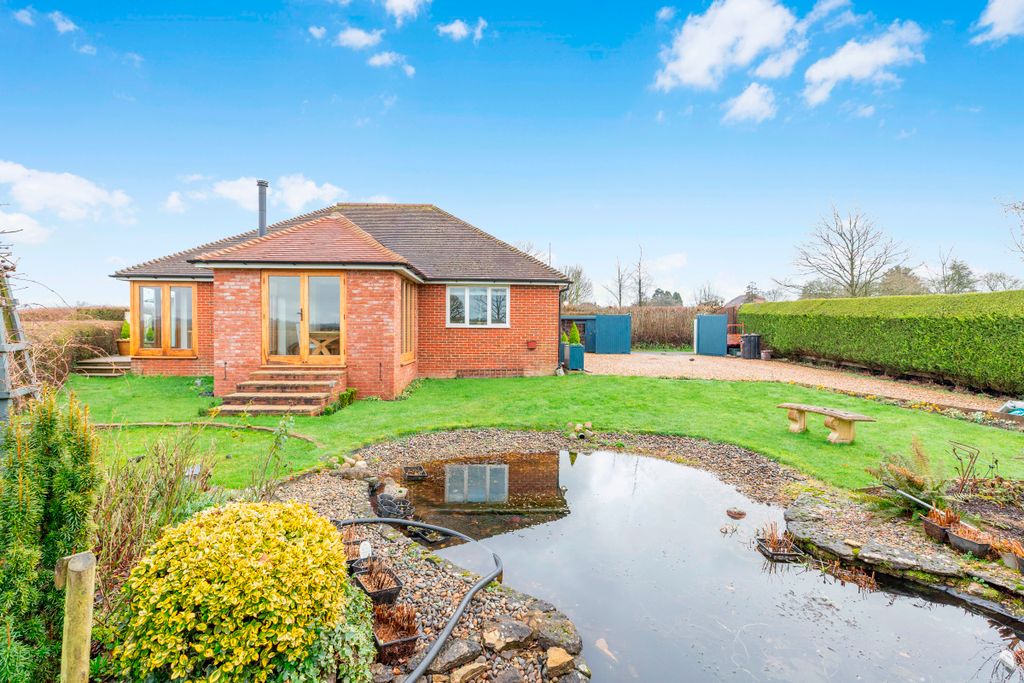 Property photo 1 of 25